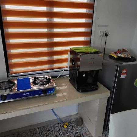 Homestay Embah Ros & Embah Lek Hutan Melintang ภายนอก รูปภาพ